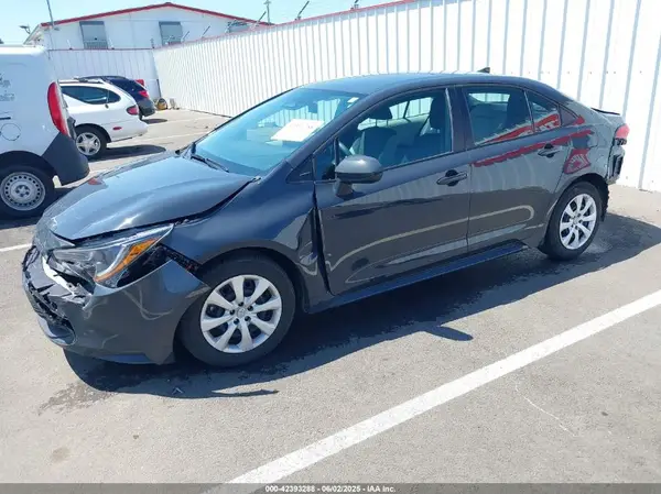 5YFB4MDE9RP159838 2024 TOYOTA COROLLA - Image 2