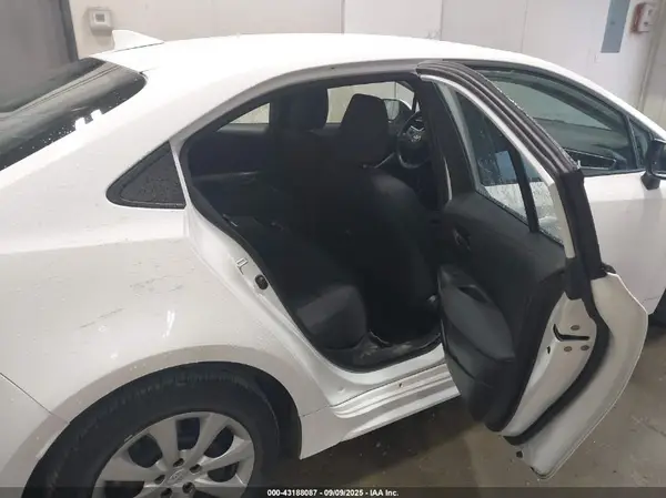 5YFB4MDE9RP162707 2024 TOYOTA COROLLA - Image 8