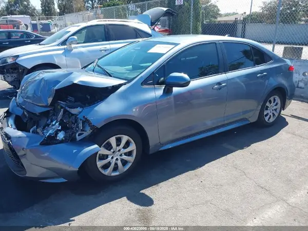 5YFB4MDE9RP168832 2024 TOYOTA COROLLA - Image 2