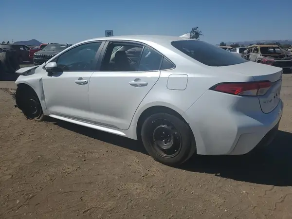 5YFB4MDE9RP173500 2024 TOYOTA COROLLA - Image 2