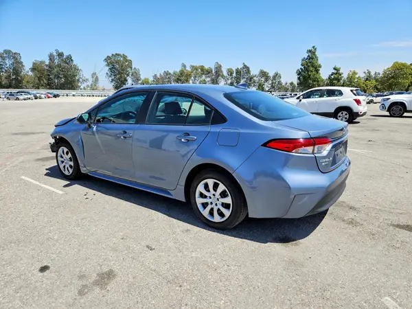 5YFB4MDE9RP175456 2024 TOYOTA COROLLA - Image 2
