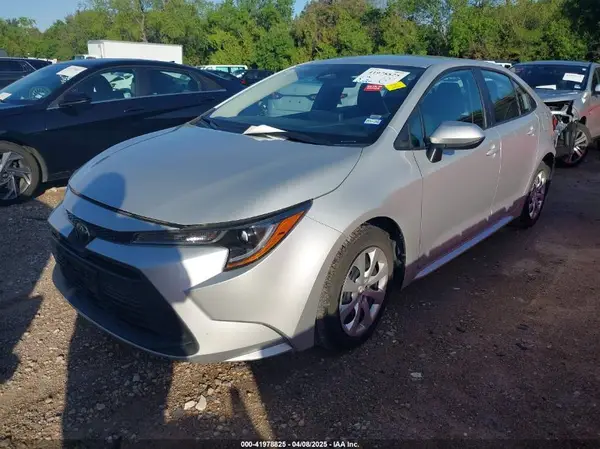 5YFB4MDE9RP180589 2024 TOYOTA COROLLA - Image 2