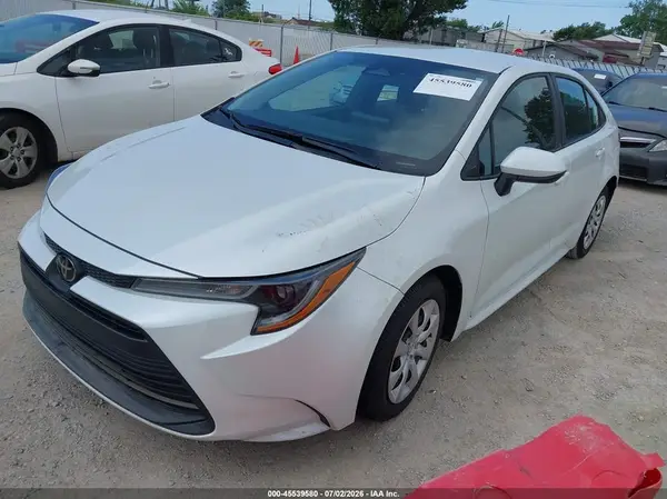 5YFB4MDE9RP183752 2024 TOYOTA COROLLA - Image 2