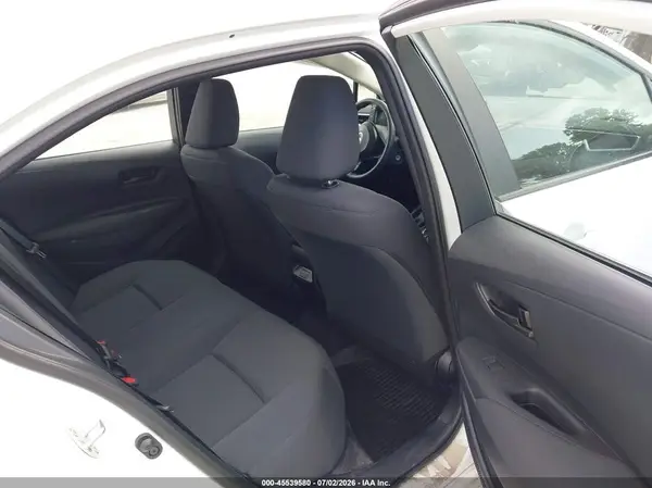 5YFB4MDE9RP183752 2024 TOYOTA COROLLA - Image 8