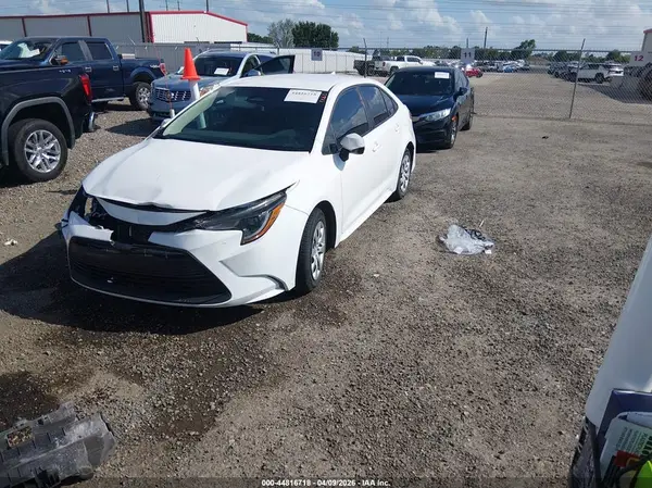 5YFB4MDE9RP188899 2024 TOYOTA COROLLA - Image 2