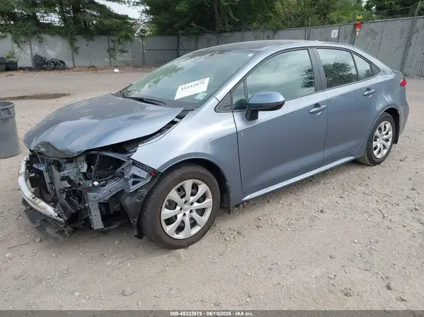 5YFB4MDE9RP190555 2024 TOYOTA COROLLA - Image 2