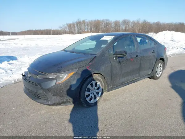 5YFB4MDE9RP203580 2024 TOYOTA COROLLA - Image 2