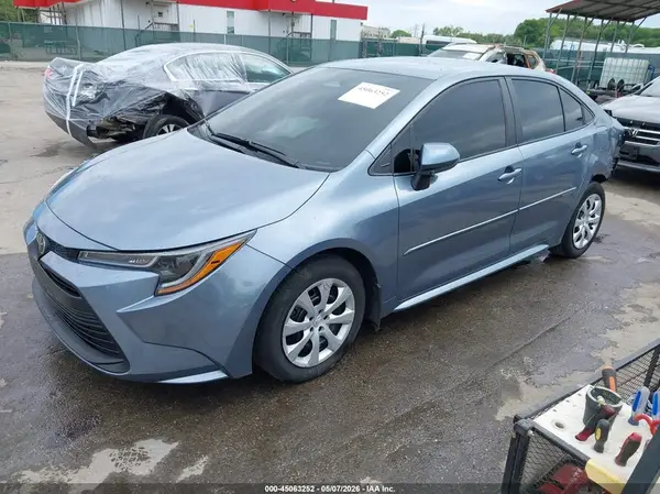 5YFB4MDE9RP205989 2024 TOYOTA COROLLA - Image 2