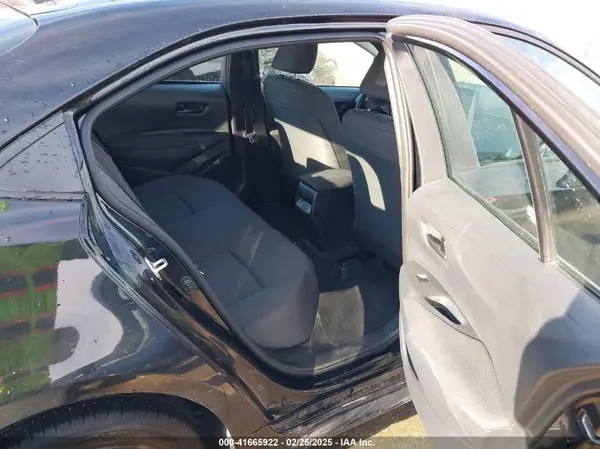 5YFB4MDE9RP210867 2024 TOYOTA COROLLA - Image 8