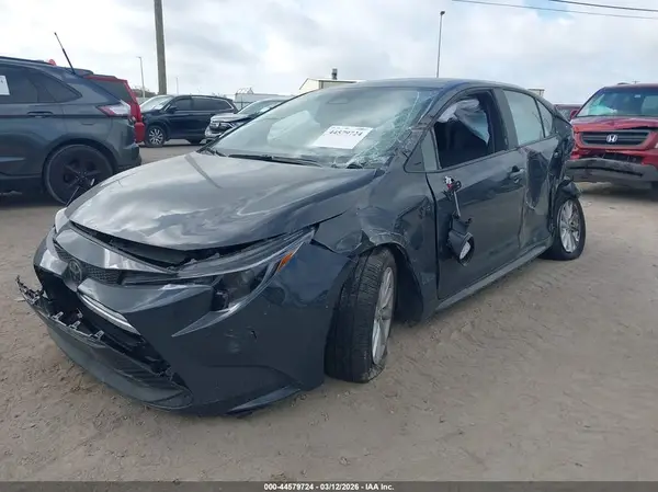 5YFB4MDE9RP214353 2024 TOYOTA COROLLA - Image 2