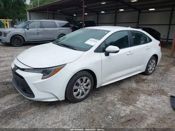 5YFB4MDE9RP214515 2024 TOYOTA COROLLA - Image 2