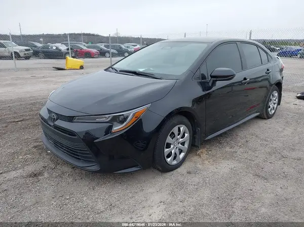 5YFB4MDE9RP214742 2024 TOYOTA COROLLA - Image 2