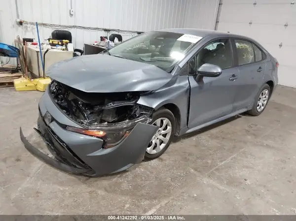 5YFB4MDE9RP226258 2024 TOYOTA COROLLA - Image 2