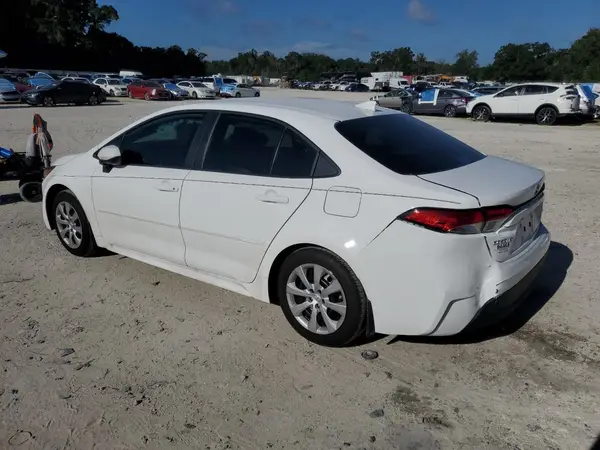 5YFB4MDE9RP227961 2024 TOYOTA COROLLA - Image 2