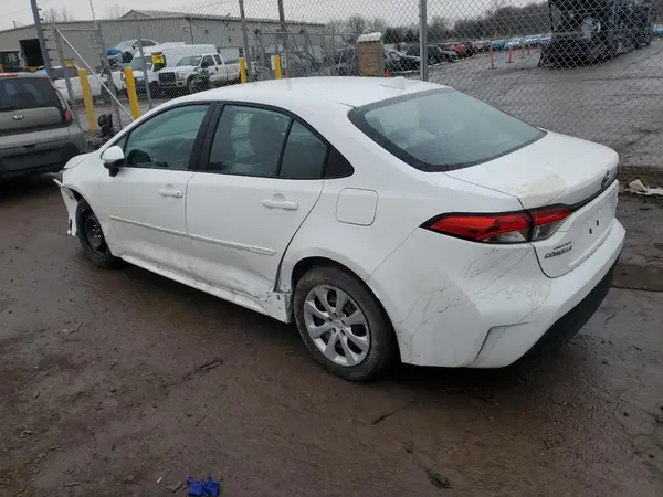 5YFB4MDE9RP228141 2024 TOYOTA COROLLA - Image 2