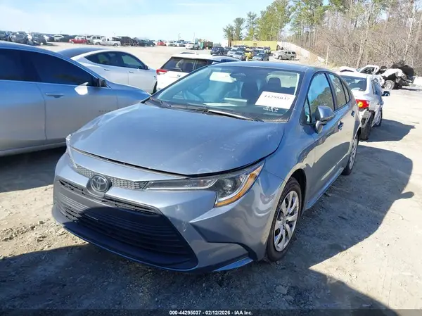 5YFB4MDE9SP232227 2025 TOYOTA COROLLA - Image 2