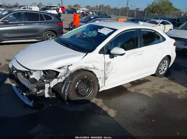 5YFB4MDE9SP233538 2025 TOYOTA COROLLA - Image 2