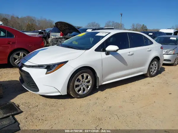 5YFB4MDE9SP238576 2025 TOYOTA COROLLA - Image 2