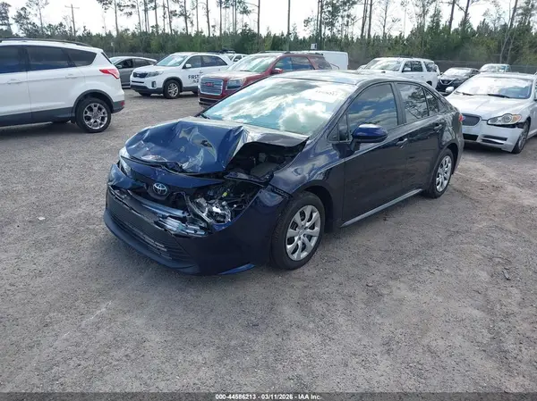 5YFB4MDE9SP239596 2025 TOYOTA COROLLA - Image 2