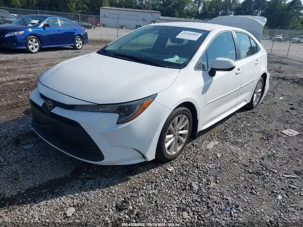 5YFB4MDE9SP243857 2025 TOYOTA COROLLA - Image 2