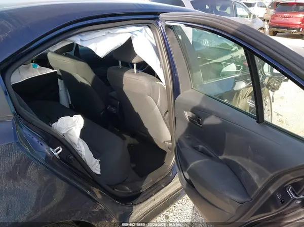 5YFB4MDE9SP245298 2025 TOYOTA COROLLA - Image 8