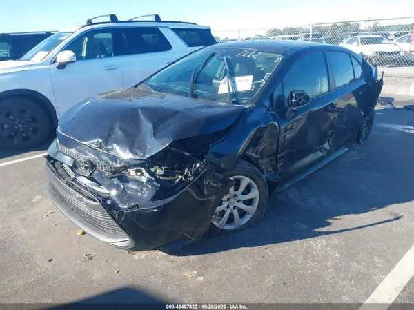 5YFB4MDE9SP265714 2025 TOYOTA COROLLA - Image 2
