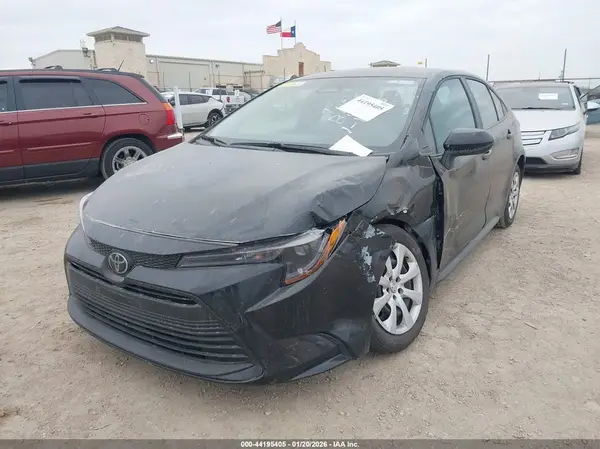 5YFB4MDE9SP276034 2025 TOYOTA COROLLA - Image 2