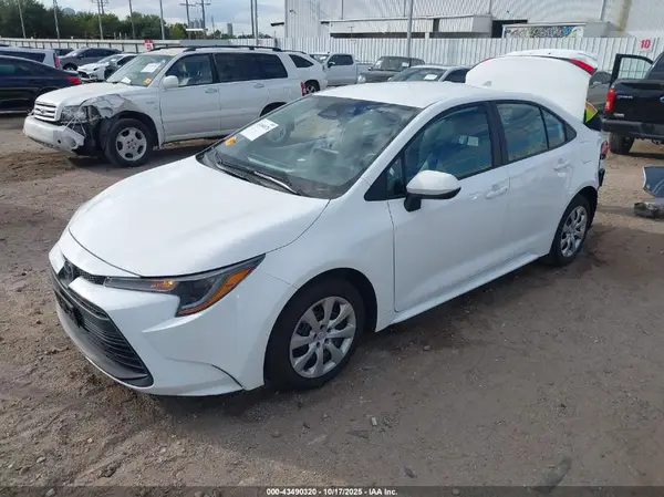 5YFB4MDE9SP283520 2025 TOYOTA COROLLA - Image 2