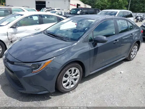 5YFB4MDE9SP289527 2025 TOYOTA COROLLA - Image 2