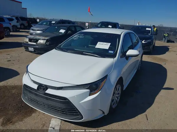 5YFB4MDE9SP301613 2025 TOYOTA COROLLA - Image 2