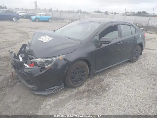 5YFB4MDE9SP303152 2025 TOYOTA COROLLA - Image 2
