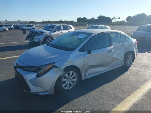 5YFB4MDE9SP310487 2025 TOYOTA COROLLA - Image 2