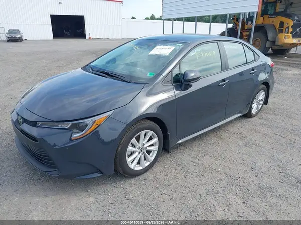 5YFB4MDE9TP385482 2026 TOYOTA COROLLA - Image 2