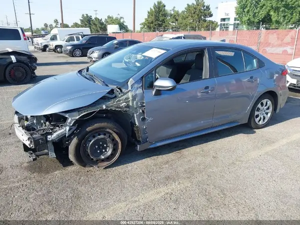 5YFB4MDEXPP008732 2023 TOYOTA COROLLA - Image 2
