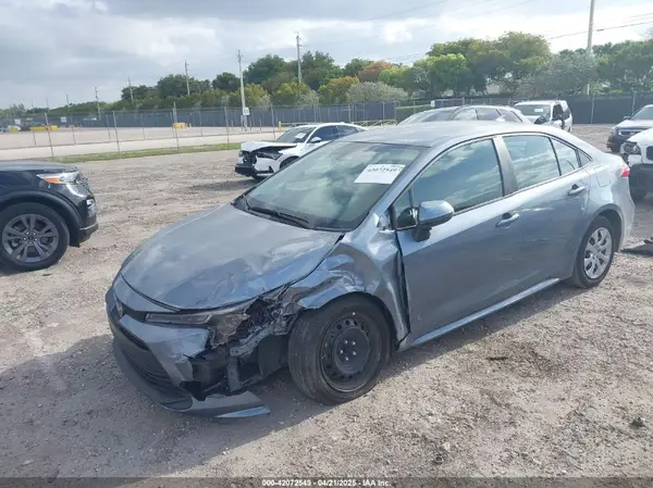 5YFB4MDEXPP027815 2023 TOYOTA COROLLA - Image 2