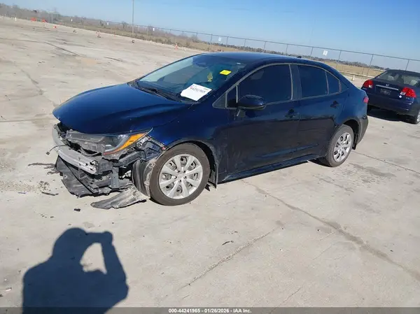 5YFB4MDEXPP031542 2023 TOYOTA COROLLA - Image 2