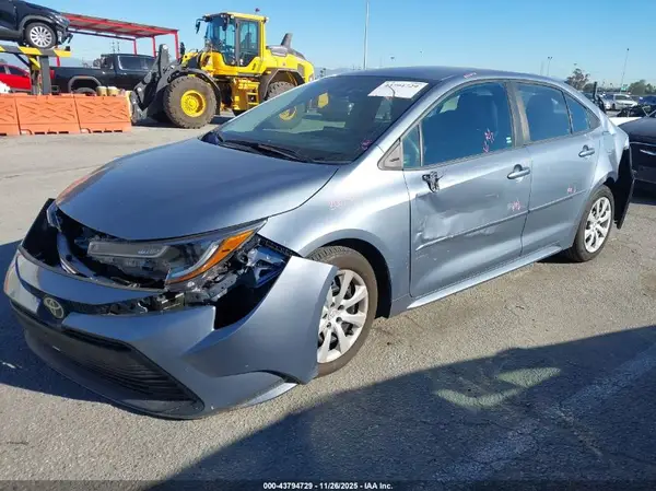 5YFB4MDEXPP036630 2023 TOYOTA COROLLA - Image 2