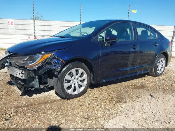 5YFB4MDEXPP070518 2023 TOYOTA COROLLA - Image 2