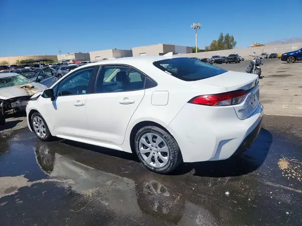 5YFB4MDEXRP084602 2024 TOYOTA COROLLA - Image 2