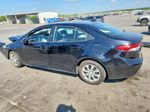 5YFB4MDEXRP090061 2024 TOYOTA COROLLA - Image 2