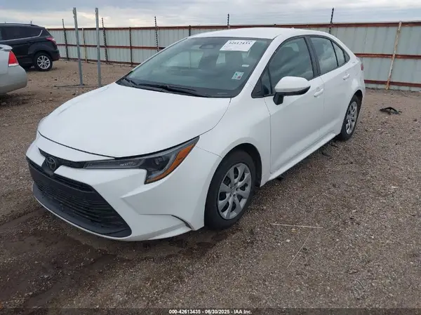 5YFB4MDEXRP103651 2024 TOYOTA COROLLA - Image 2