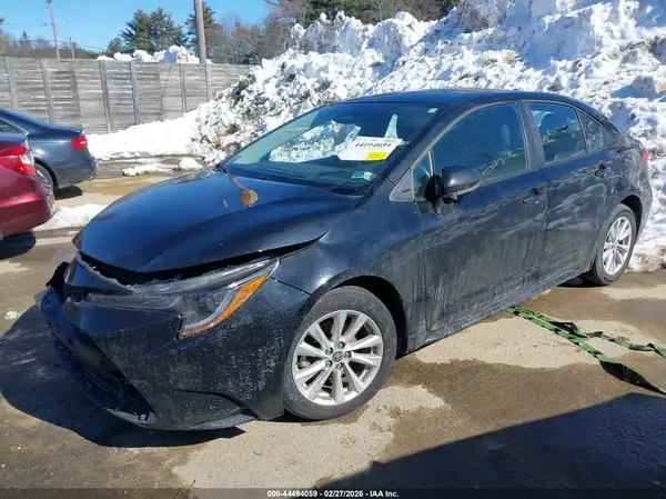 5YFB4MDEXRP105917 2024 TOYOTA COROLLA - Image 2