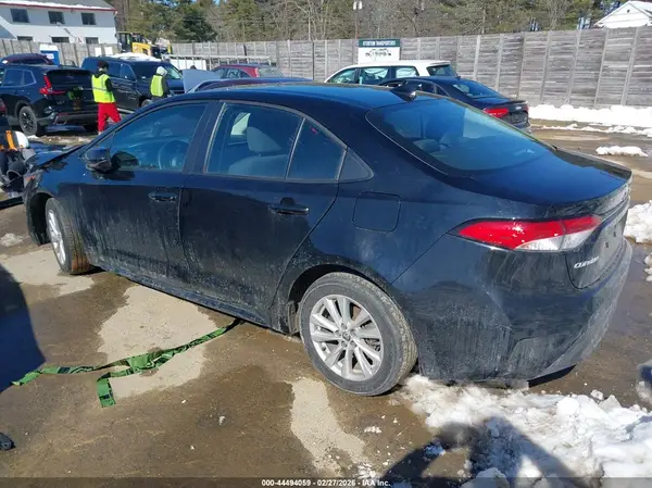 2024 TOYOTA COROLLA IAAI lot 44494059 auction photo 3