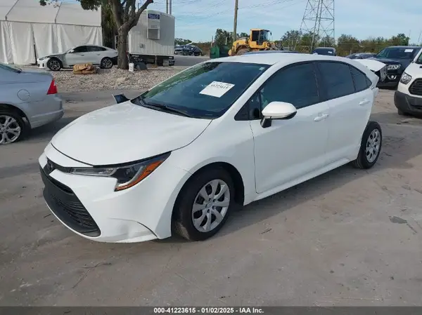 5YFB4MDEXRP117923 2024 TOYOTA COROLLA - Image 2
