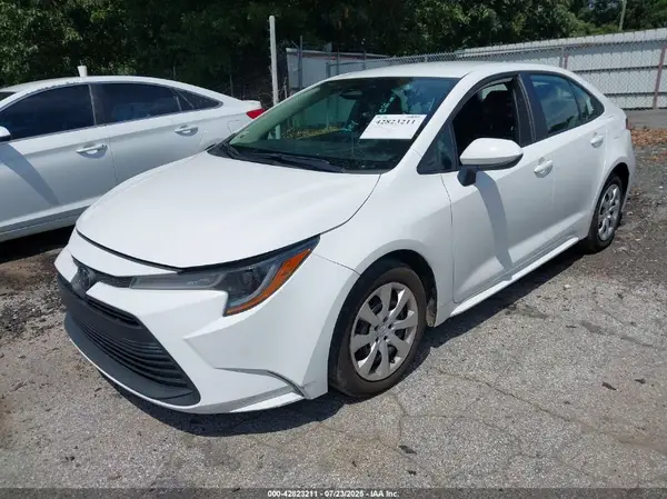 5YFB4MDEXRP127335 2024 TOYOTA COROLLA - Image 2