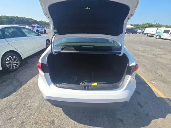 5YFB4MDEXRP138772 2024 TOYOTA COROLLA - Image 8