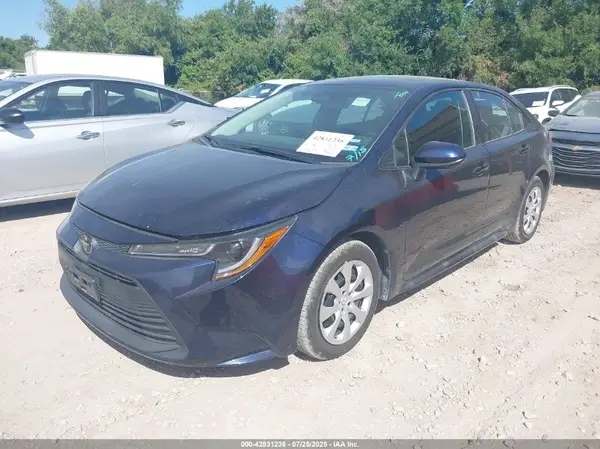 5YFB4MDEXRP145124 2024 TOYOTA COROLLA - Image 2