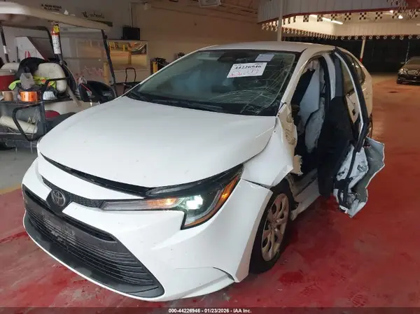 5YFB4MDEXRP148184 2024 TOYOTA COROLLA - Image 2