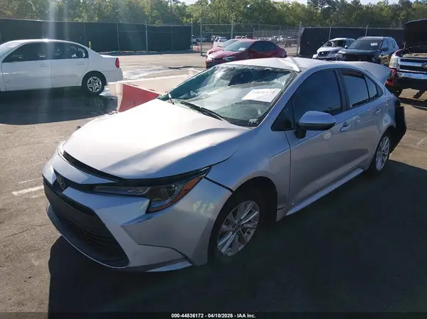 5YFB4MDEXRP153420 2024 TOYOTA COROLLA - Image 2