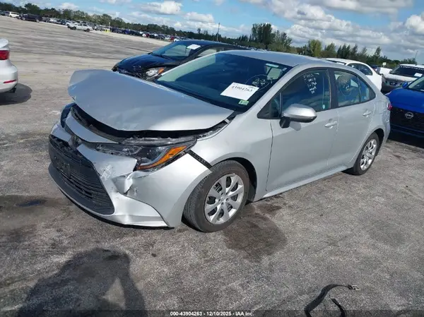 5YFB4MDEXRP158956 2024 TOYOTA COROLLA - Image 2